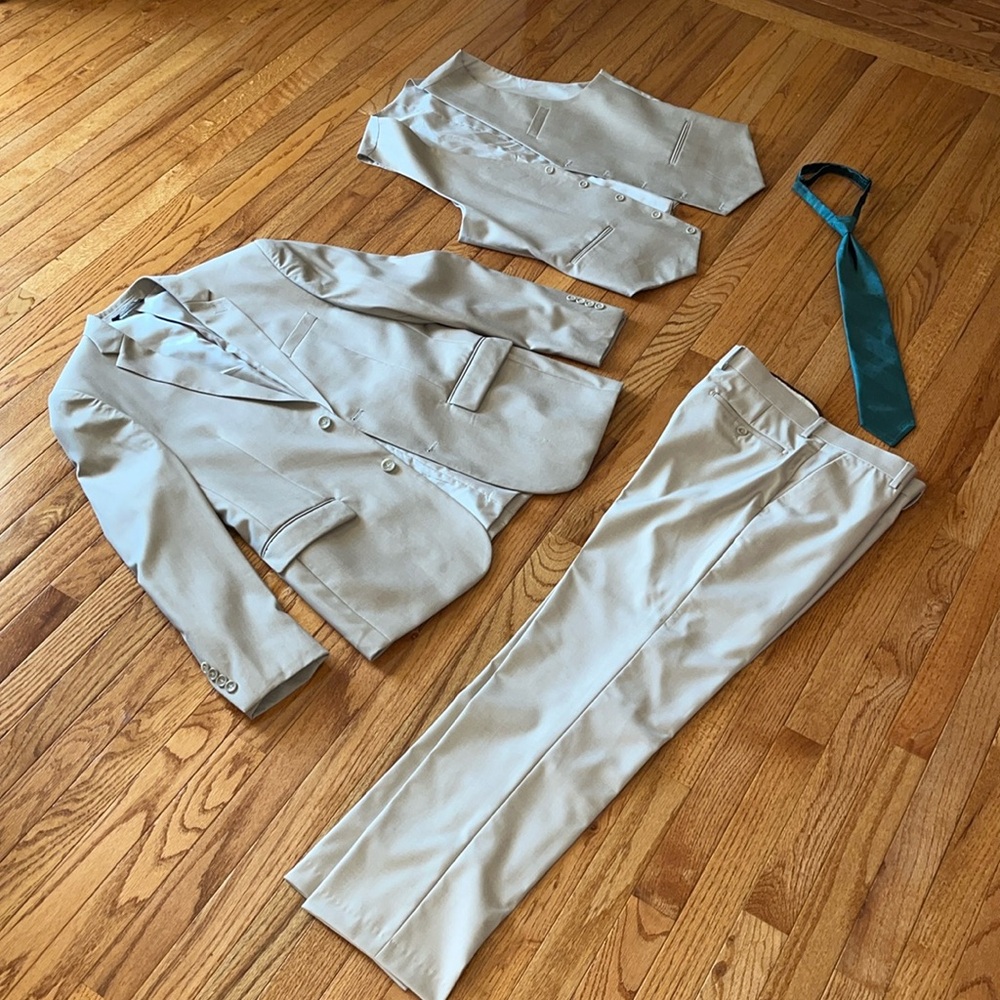 CARAVELLI SLIM SUIT